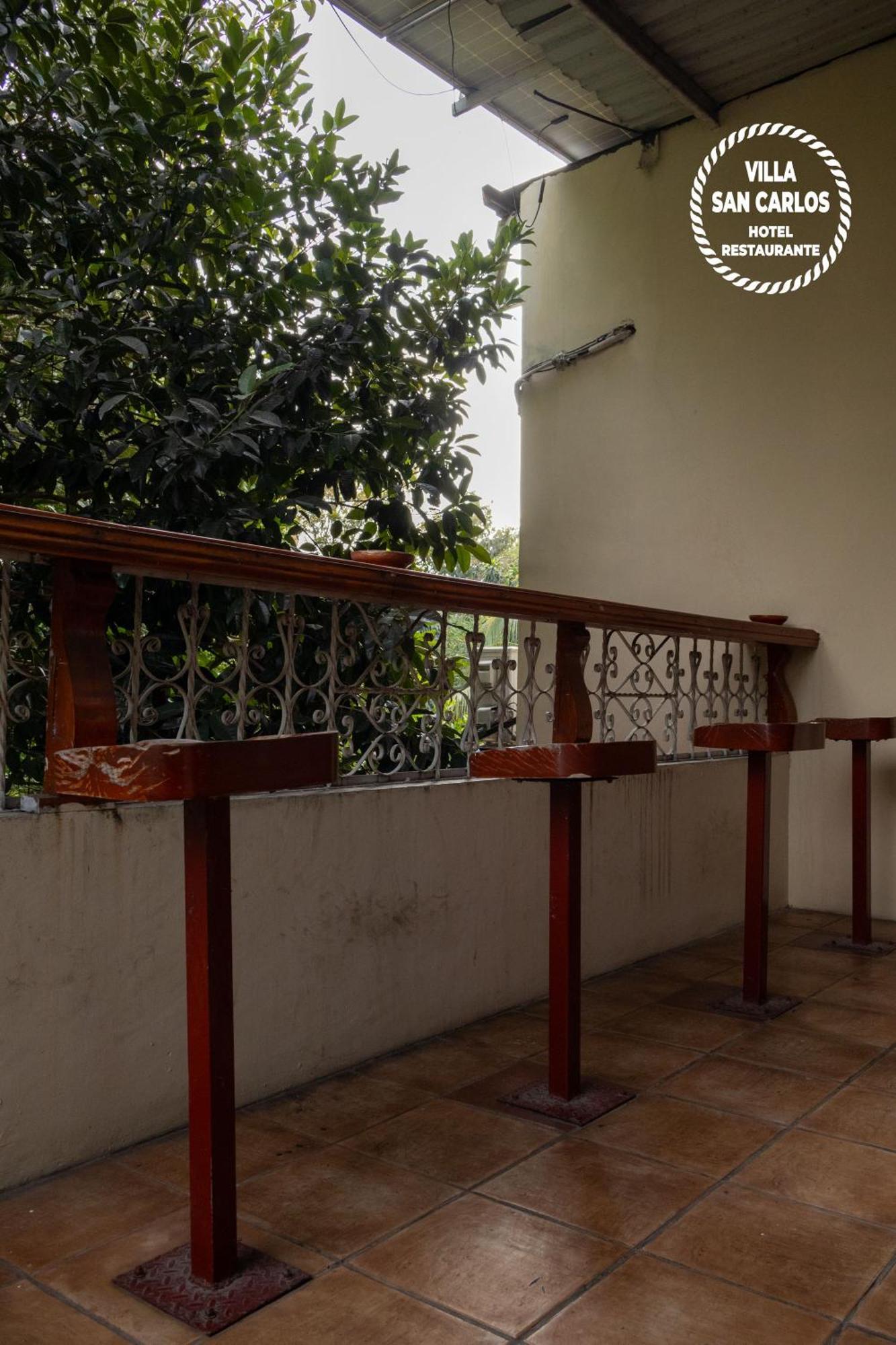 Villa San Carlos Retalhuleu Esterno foto