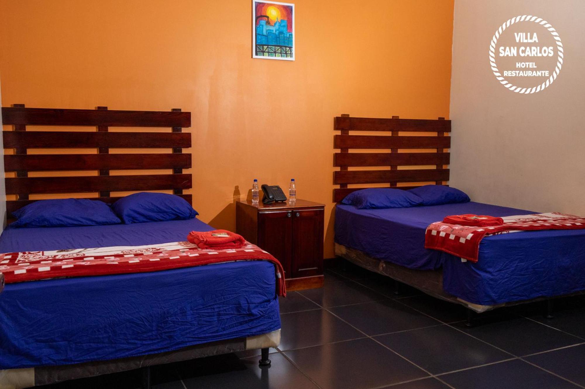Villa San Carlos Retalhuleu Esterno foto